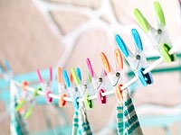 PEARL Wäscheklammern Sets: Extra starke Wäscheklammern mit Soft-Grip, 100 Stück, in 4 Farben (Wäscheklammern ohne Druckstellen) - 5