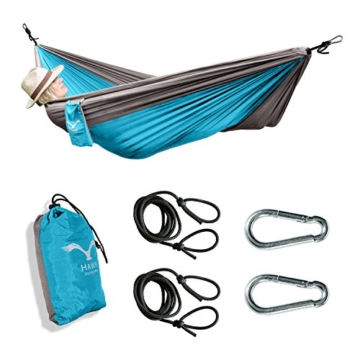 HAWK OUTDOORS Ultraleicht Hängematte Outdoor | Hänge Matte mit 2 Karabiner + 2 Seile | 200kg Traglast Reisehängematte | Hammock helloliv-dunkeloliv (hellgrau-hellblau) - 1