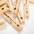 com-four® 100x Wäscheklammern XXL aus Holz - Nachhaltige Holzklammern aus Birkenholz - unbehandelte Holzwäscheklammern zum Wäscheaufhängen, ca. 10 cm (100 Stück - Birke - XXL) - 4