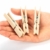 com-four® 60x Wäscheklammern aus Holz - Nachhaltige Holzklammern aus Birkenholz - unbehandelte Holzwäscheklammern zum Wäscheaufhängen und Basteln (060 Stück - Birke) - 2